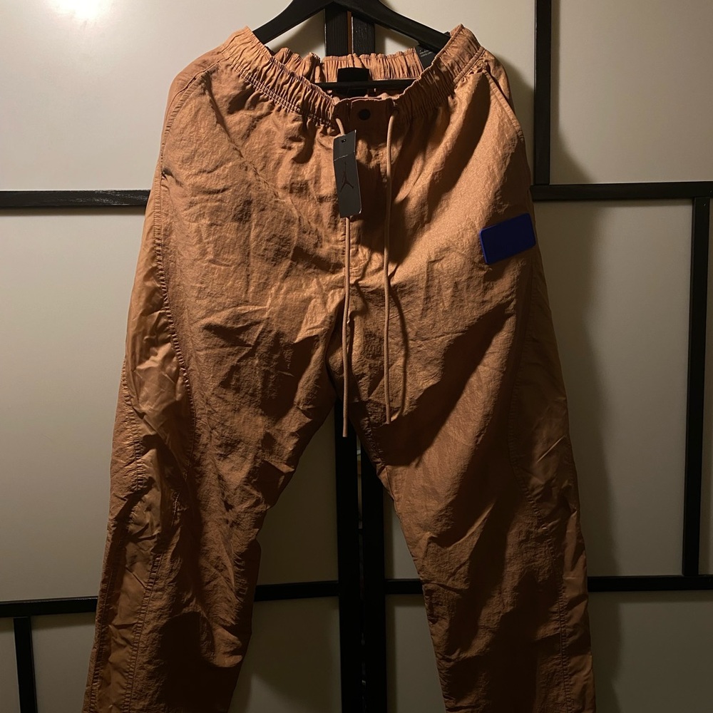 COPY - NWT Jordan joggers